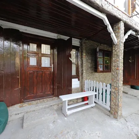 Summer House * فاما فيكي